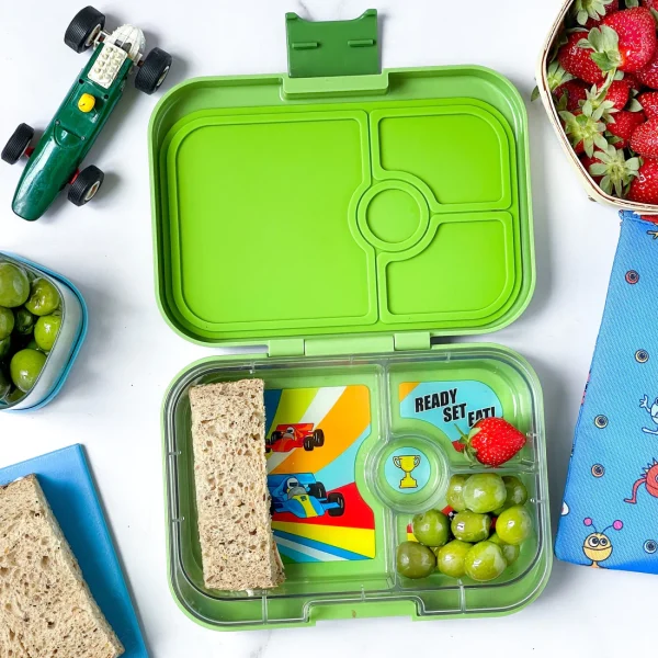 Yumbox Panino 4C Green Matcha + Race Cars