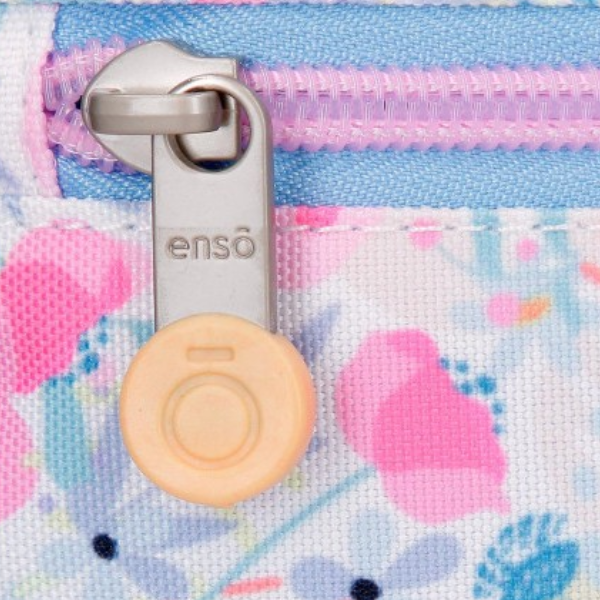 Neceser Dos Compartimentos Full Of Flowers de Enso Detalle del estampado floral Full Of Flowers de Enso.