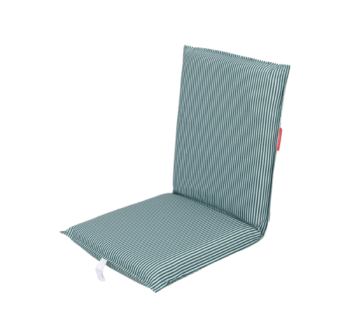 Producto: Asiento Plegable para Playa Verde NELSON desplegado sobre la arena