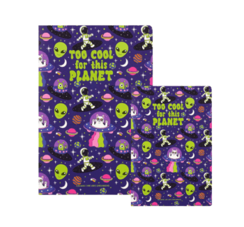 Cuaderno a Rayas Too Cool for this Planet Legami con diseño espacial morado en los dos modelos