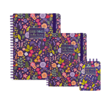 Portada del cuaderno Legami morado con flores fucsias en los tres tamaños