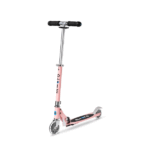 Patinete Micro Sprite Rosa Pastel LED plegado y de pie con pata de cabra.