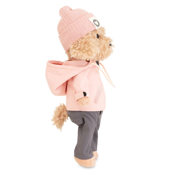 Peluche Lucky Fendy La Temporada Alpina 38cm Muñeca articulada de 38 cm con atuendo alpino y estilo invernal.