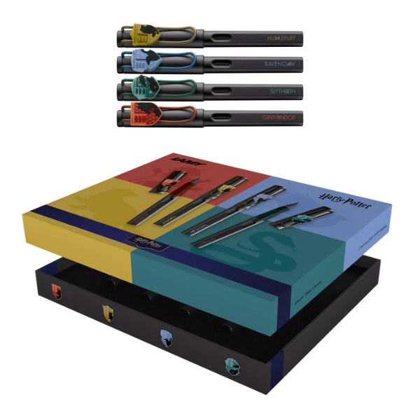 Set de Plumas LAMY Harry Potter Edición Limitada Set de Plumas LAMY Harry Potter Edición Limitada con las 4 casas de Hogwarts.