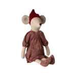 Ratón de Navidad Maxi Chica Maileg con vestido rojo y gorro de punto
