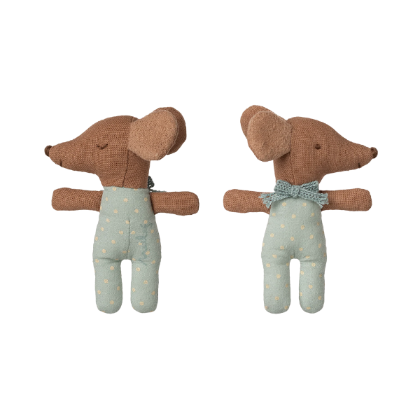 Bebé Ratón Dormilón en una Caja de Cerillas Ratoncito dormilón Maileg con camita de tela azul