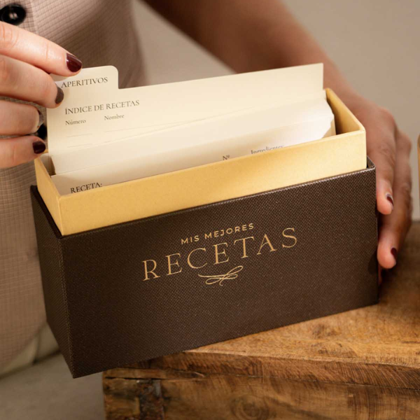 Caja de Mis Mejores Recetas (Box + Cards) - Librería Campoamor Interior Caja de Mis Mejores Recetas con separadores