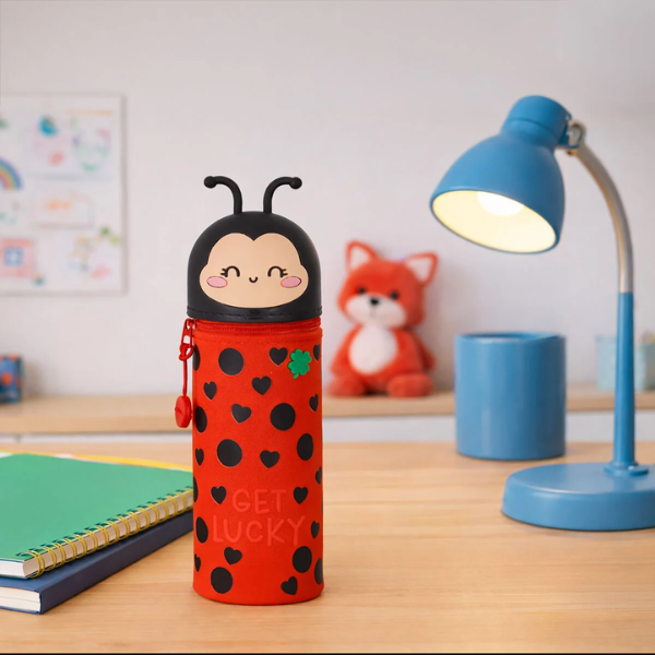 Estuche 2 en 1 de Silicona Ladybug (Mariquita) de Legami - Librería Campoamor Estuche y lapicero 2 en 1 Ladybug Legami