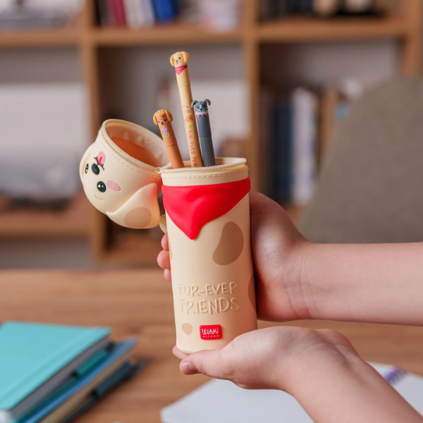 Estuche de Silicona Suave 2 en 1 Kawaii Golden Legami - Librería Campoamor Estuche kawaii perro Golden Legami